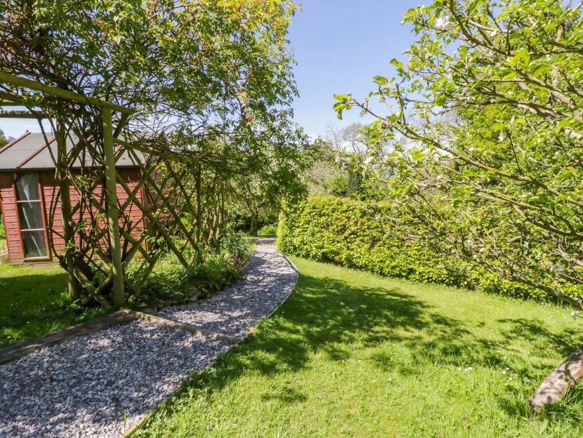 Villa The Barn At Waen Y Ffynnon Ruthin Esterno foto